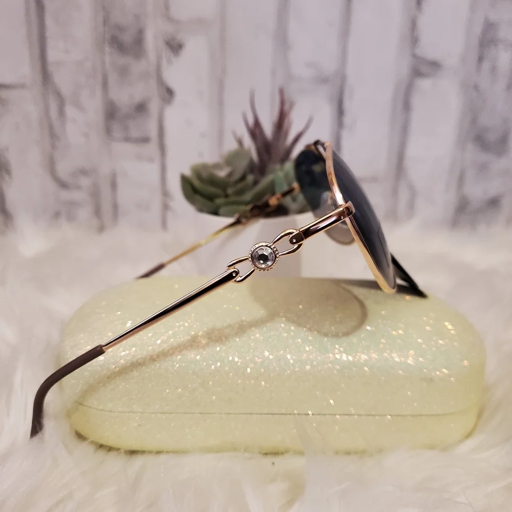 Judith Leiber Iris Sunglasses - Picture 4 of 9